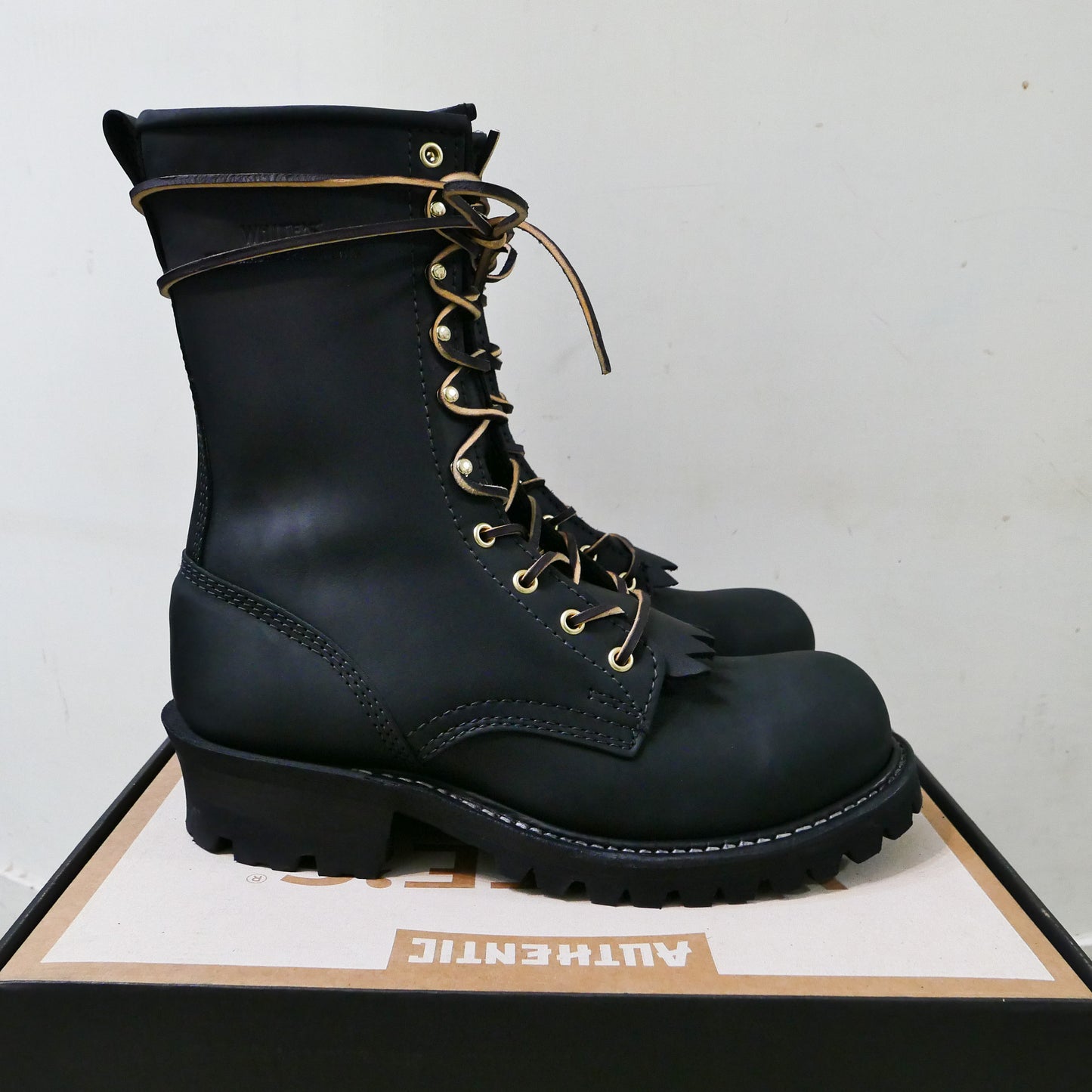 Whites boots 10’’ 鋼頭(Steel toe) 8D•8.5D•9D