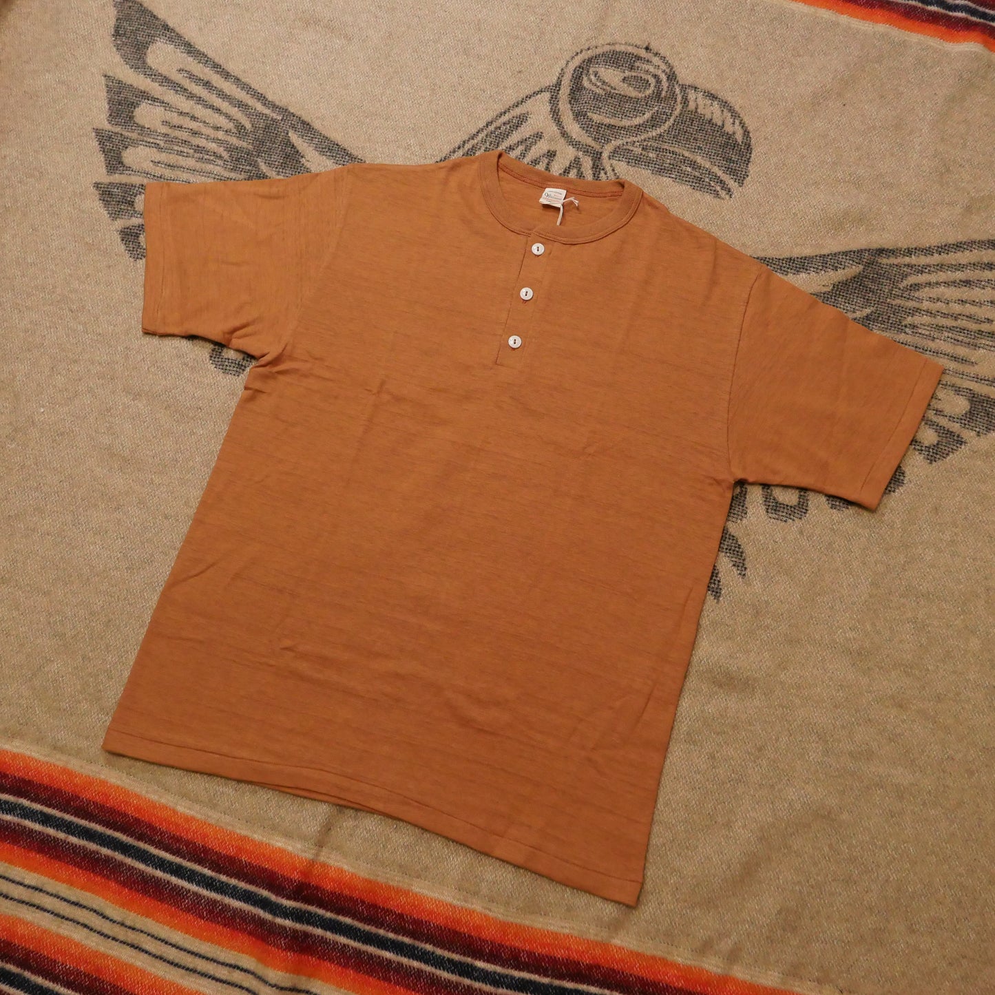 Warehouse & Co. Lot.4601 亨利恤