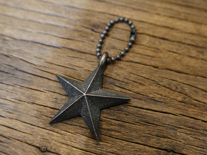Amp Japan black star key holder